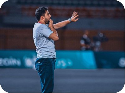 فراس الخطيب يمدد عقده مع ناديه في الدوري التركي لموسمين إضافيين